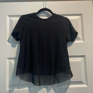 Lululemon workout top